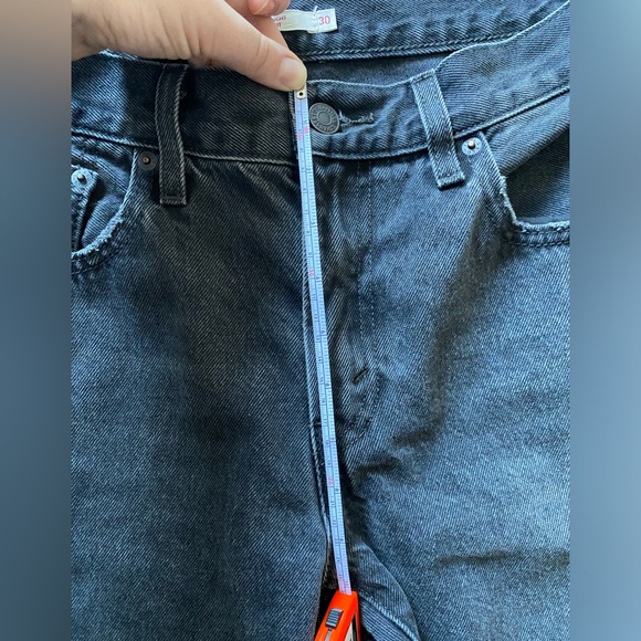 Levi’s Middy Straight EUC - Picture 2 of 6